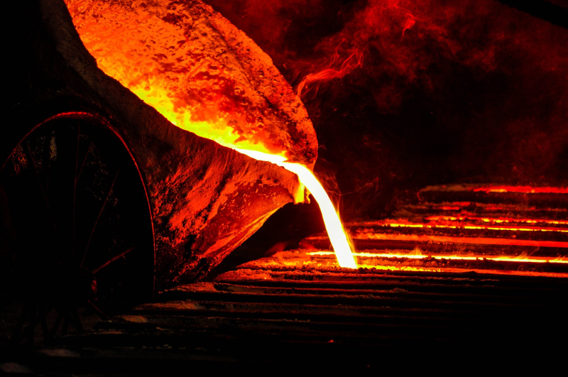 iron molten metal